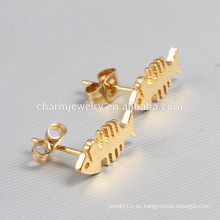 Venta caliente de oro precioso pescado de acero inoxidable Stud Earrings para las mujeres ZZE015